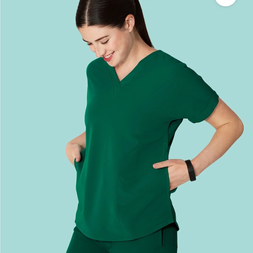 Mandala Hunter Green Scrub Top, size M